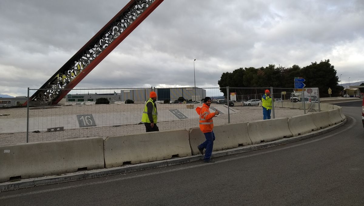 découvrez le processus innovant de démontage d'une route solaire, une solution durable pour l'énergie renouvelable. apprenez comment cette technologie révolutionnaire contribue à la transition énergétique tout en préservant l'environnement.