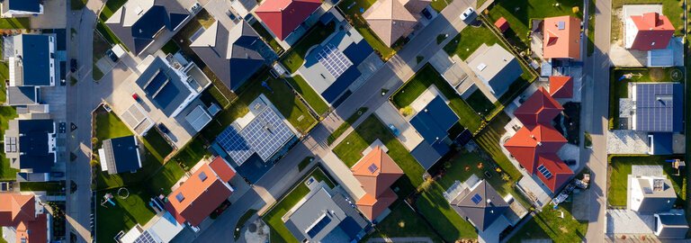 découvrez nos simulateurs de rentabilité solaire pour évaluer le potentiel économique de l'énergie solaire. calculez vos économies, votre retour sur investissement et faites le choix éclairé pour un avenir durable.