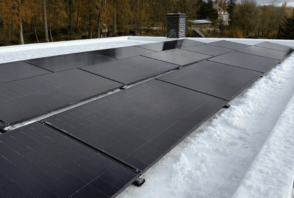 découvrez notre simulation réaliste de panneaux solaires qui vous permet d'évaluer l'impact énergétique et économique de l'installation. optimisez votre investissement et contribuez à la transition énergétique grâce à notre outil innovant.
