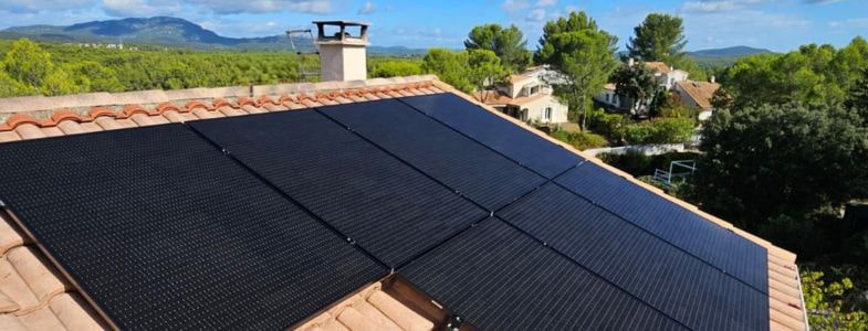 découvrez les tendances clés de l'autoconsommation solaire pour 2025. explorez les innovations technologiques, les changements réglementaires et les opportunités de marché qui façonnent l'avenir de l'énergie solaire. informez-vous sur les meilleures pratiques pour maximiser votre production d'énergie tout en réduisant vos factures.