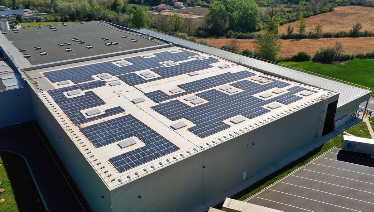 découvrez notre usine de panneaux solaires, spécialisée dans la fabrication de solutions énergétiques durables. nous proposons des produits de haute qualité, adaptés à vos besoins, tout en respectant l'environnement. faites le choix de l'énergie solaire pour un avenir plus vert.