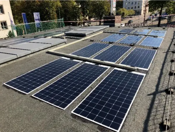 d&eacute;couvrez notre usine sp&eacute;cialis&eacute;e dans la fabrication de panneaux solaires, o&ugrave; innovation et durabilit&eacute; se conjuguent pour offrir des solutions &eacute;nerg&eacute;tiques efficaces et respectueuses de l'environnement. rejoignez-nous dans la transition &eacute;nerg&eacute;tique et contribuez &agrave; un avenir plus vert.