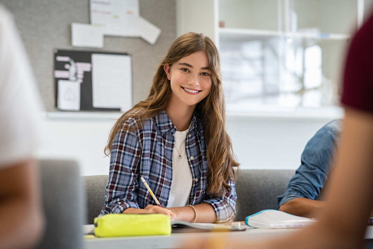 d&eacute;couvrez comment b&eacute;n&eacute;ficier d'une aide financi&egrave;re pour pr&eacute;parer votre brevet. informez-vous sur les dispositifs d'accompagnement disponibles, les crit&egrave;res d'&eacute;ligibilit&eacute; et les d&eacute;marches &agrave; suivre pour soutenir votre r&eacute;ussite scolaire.