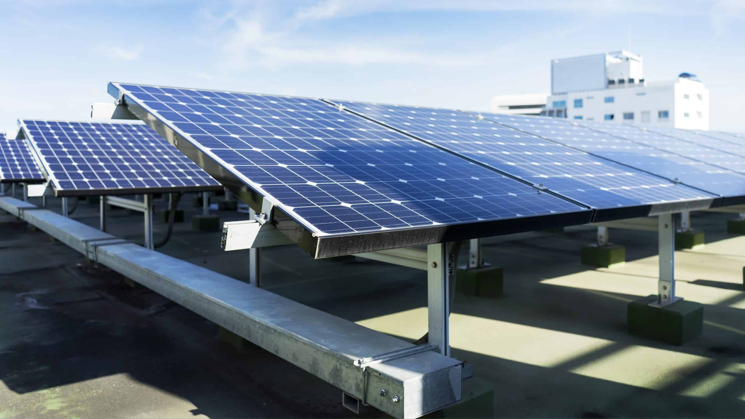 découvrez l'analyse du cycle de vie des panneaux solaires : une évaluation approfondie des impacts environnementaux, économiques et sociaux de leur fabrication, utilisation et recyclage. informez-vous sur les meilleures pratiques pour un avenir énergétique durable.