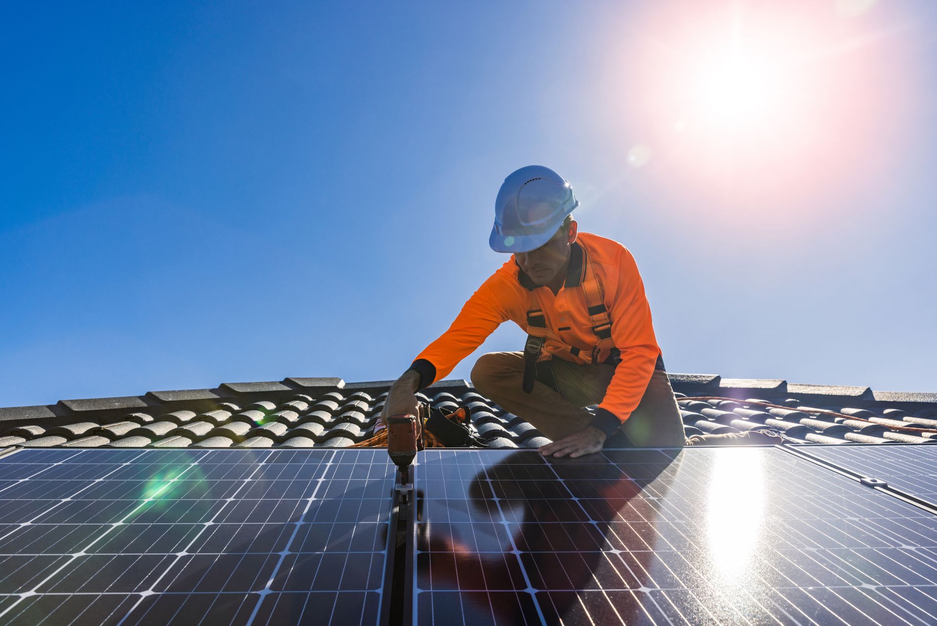 d&eacute;couvrez l'autoconsommation solaire, une solution durable qui vous permet de produire votre propre &eacute;lectricit&eacute; gr&acirc;ce &agrave; l'&eacute;nergie solaire. r&eacute;duisez vos factures, contribuez &agrave; la protection de l'environnement et maximisez votre ind&eacute;pendance &eacute;nerg&eacute;tique.