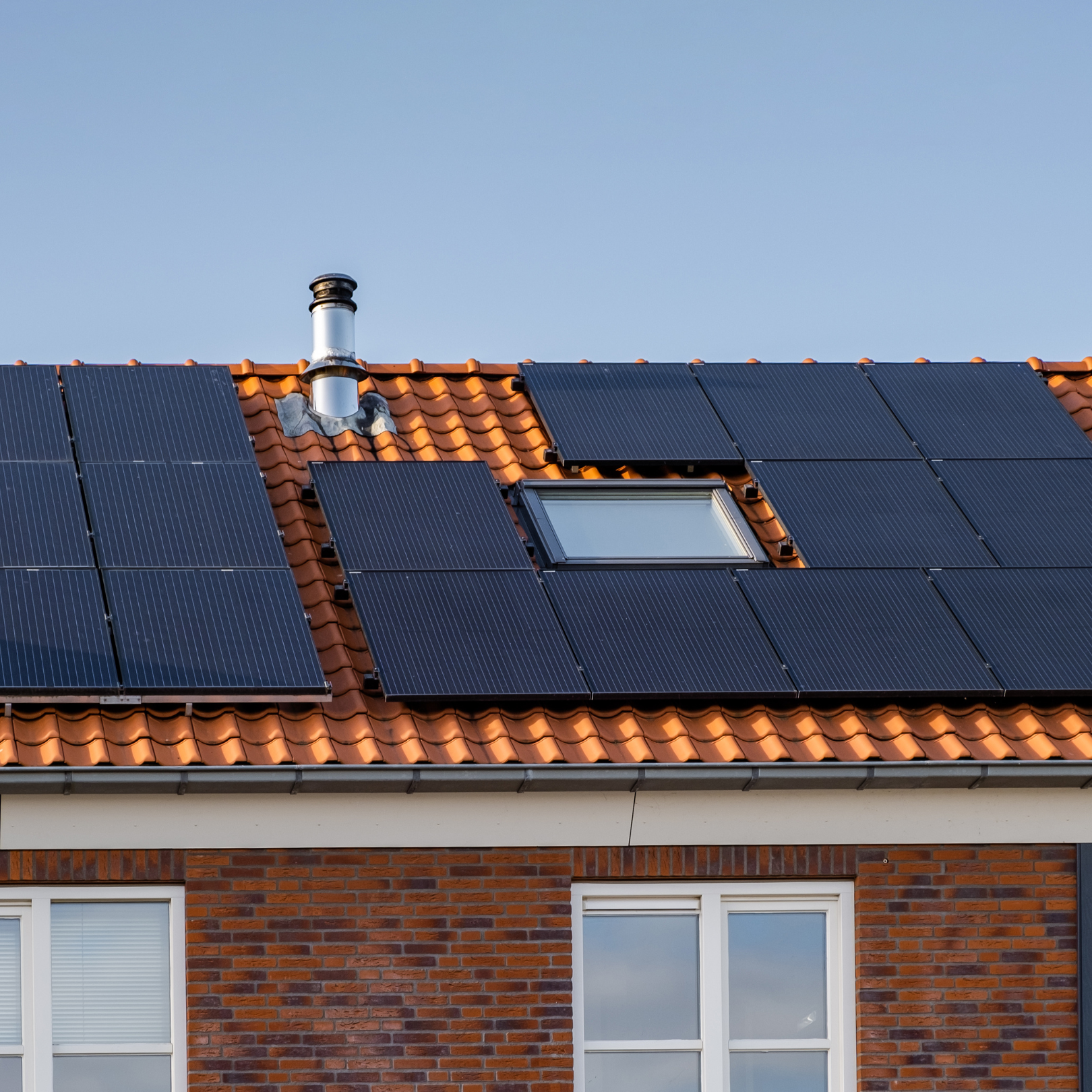 d&eacute;couvrez les nombreux b&eacute;n&eacute;fices de la simulation de panneaux solaires : &eacute;conomies d'&eacute;nergie, r&eacute;duction de l'empreinte carbone et optimisation de votre investissement. &eacute;valuez le potentiel de votre installation solaire pour maximiser votre rendement et contribuer &agrave; la protection de l'environnement.
