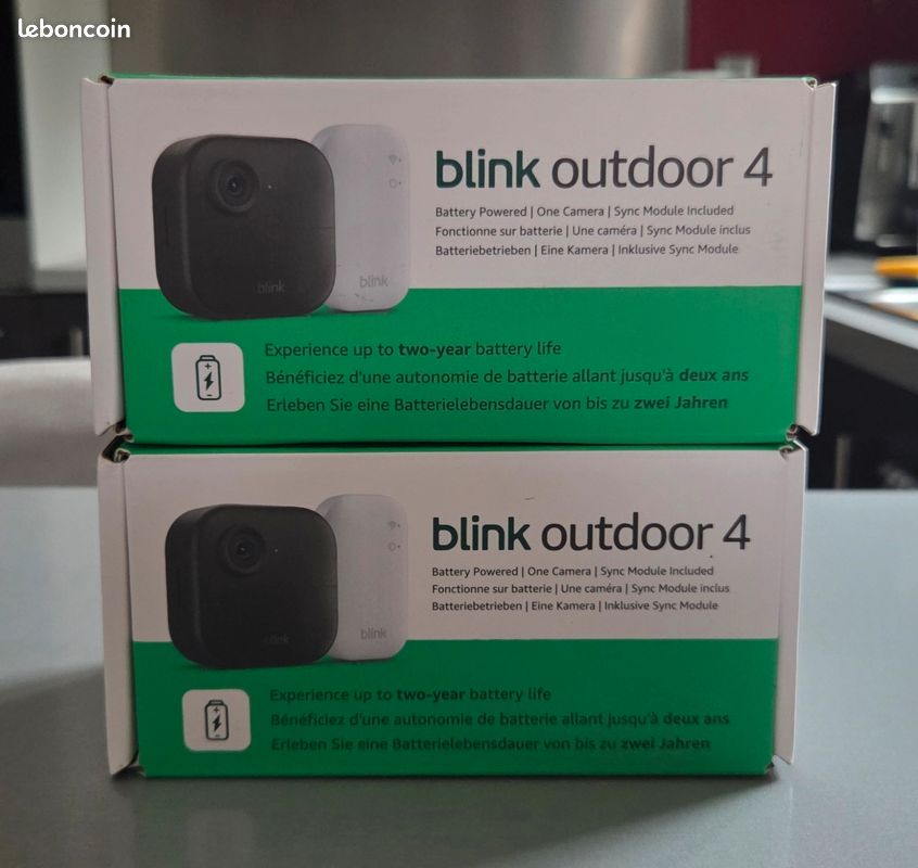 découvrez la caméra blink, un dispositif de surveillance sans fil idéal pour protéger votre maison depuis 4 ans. profitez d'une vision claire, d'une installation facile et d'une sécurité fiable pour votre famille.