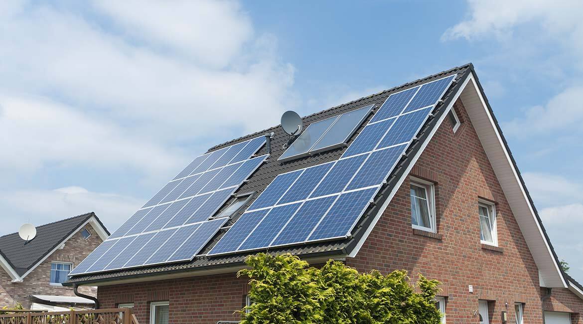 découvrez notre guide complet sur la comparaison des panneaux solaires. analysez les différents types, marques et performances pour choisir la solution d'énergie solaire qui convient le mieux à vos besoins. informez-vous sur les prix, l'efficacité et les avantages environnementaux des panneaux solaires afin de faire un choix éclairé pour votre projet d'énergie renouvelable.