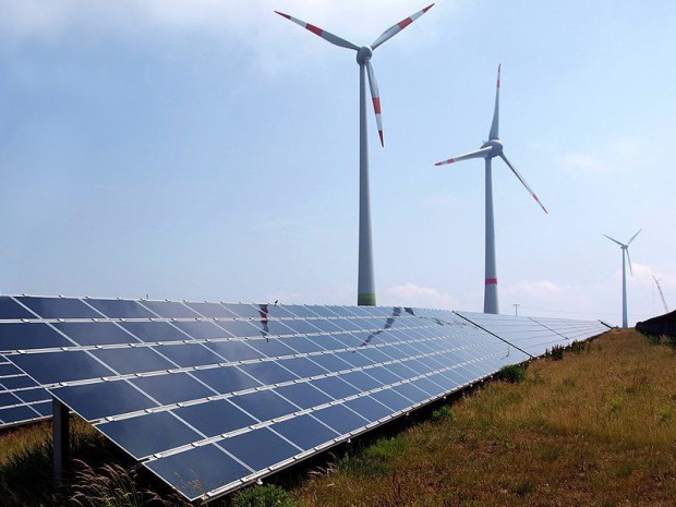 découvrez l'avenir de l'énergie renouvelable avec notre guide sur l'énergie éolienne et photovoltaïque. apprenez comment ces technologies durables contribuent à réduire les émissions de carbone et à promouvoir une planète plus verte.