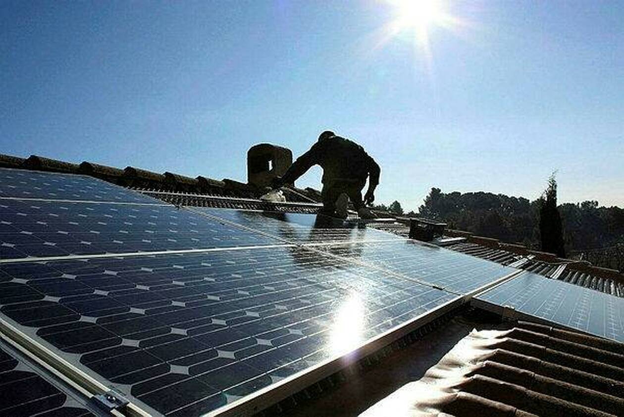 d&eacute;couvrez comment l'&eacute;nergie solaire fa&ccedil;onne l'avenir de la france. explorez les innovations, les avantages &eacute;cologiques et les opportunit&eacute;s &eacute;conomiques offertes par cette source d'&eacute;nergie renouvelable.
