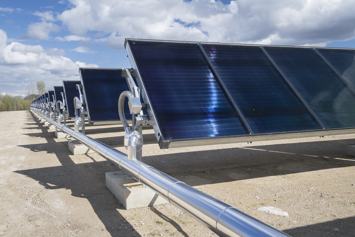 d&eacute;couvrez comment l'&eacute;nergie solaire prend de l'ampleur en europe, devenant la principale source d'&eacute;nergie renouvelable. explorez les innovations, les tendances et l'impact environnemental de cette r&eacute;volution &eacute;nerg&eacute;tique dans notre continent.