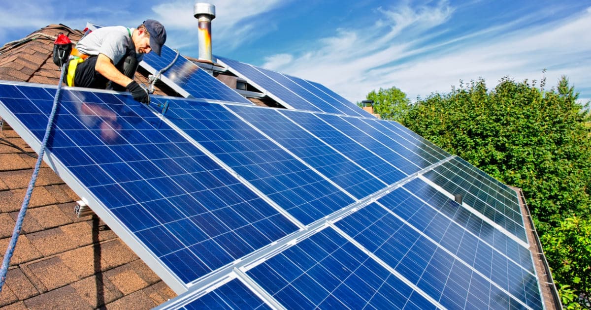 assurez le bon fonctionnement de vos panneaux solaires en 2025 grâce à un entretien régulier et professionnel. découvrez nos conseils et services pour maximiser votre production d'énergie solaire et prolonger la durée de vie de vos installations.