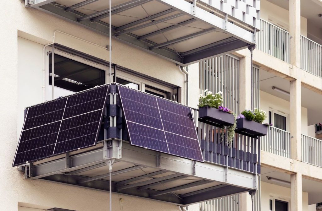 découvrez comment les panneaux solaires allient performance énergétique et esthétique moderne. transformez votre habitat avec des solutions solaires design qui respectent l'architecture de votre maison tout en réduisant votre empreinte écologique.