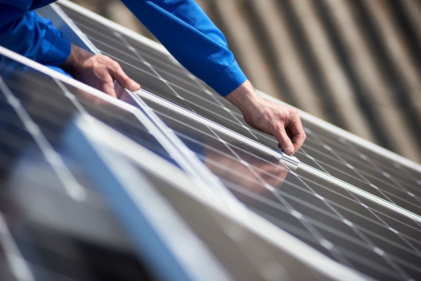 découvrez les tendances émergentes et les opportunités d'investissement sur le marché des panneaux solaires. analyse des acteurs clés, des innovations technologiques et des perspectives de croissance pour s'orienter dans cette industrie énergétique durable.