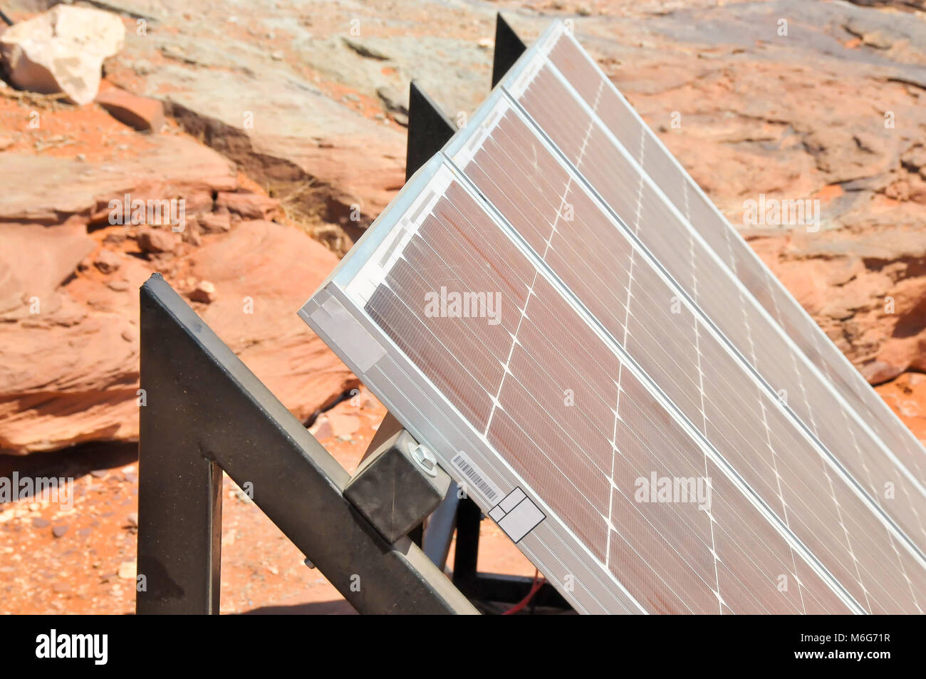 d&eacute;couvrez les avantages des panneaux solaires au proche-orient, une solution durable pour l'&eacute;nergie renouvelable. informez-vous sur les technologies disponibles, leur impact environnemental et comment ils peuvent contribuer &agrave; une utilisation plus responsable des ressources &eacute;nerg&eacute;tiques dans cette r&eacute;gion en pleine &eacute;volution.