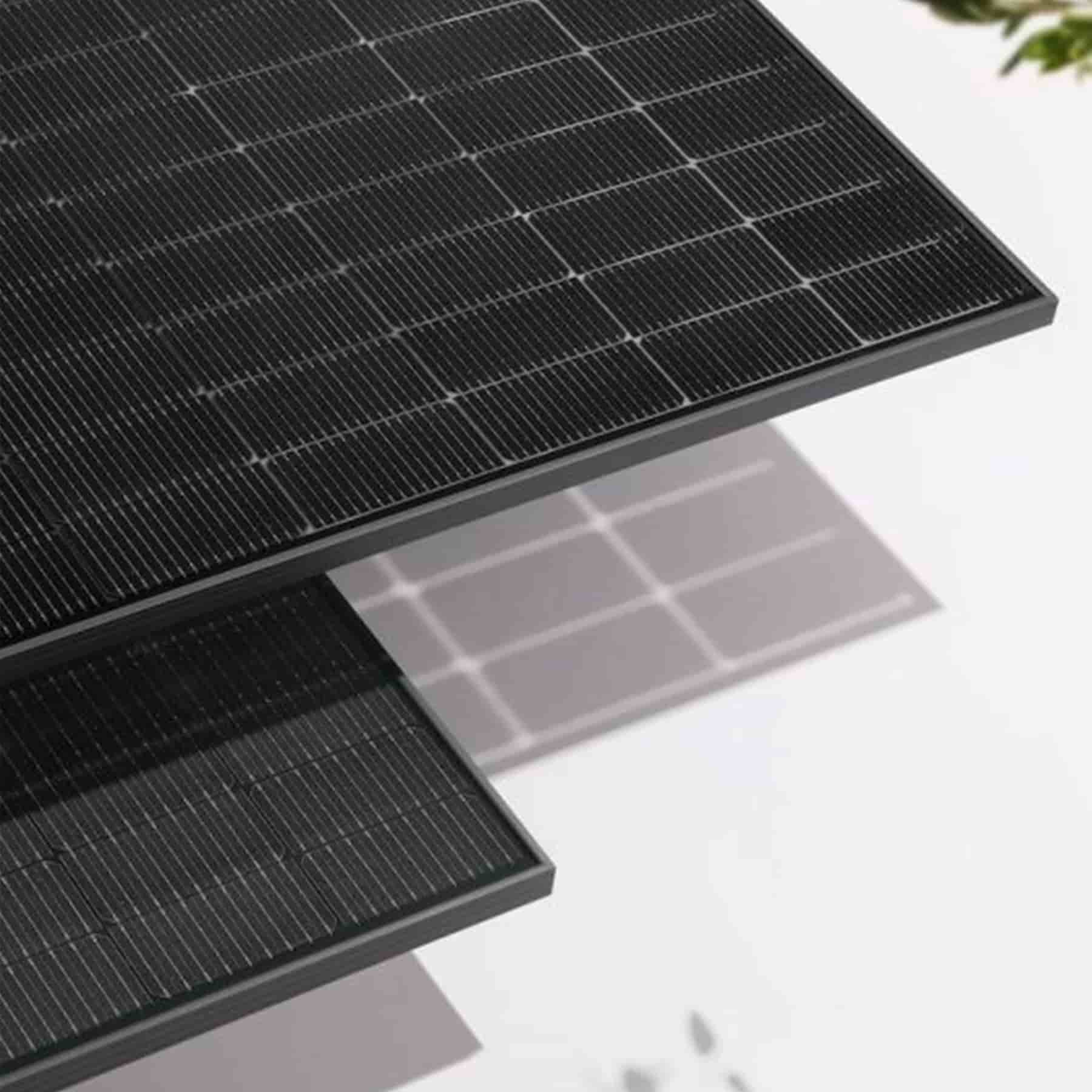 d&eacute;couvrez les derni&egrave;res innovations en panneaux solaires pour 2025. optimisez votre consommation d'&eacute;nergie et r&eacute;duisez votre empreinte carbone gr&acirc;ce &agrave; des technologies de pointe qui maximisent l'efficacit&eacute; et la durabilit&eacute;. informez-vous sur les tendances, les avantages et les incitations financi&egrave;res pour un avenir &eacute;nerg&eacute;tique durable.