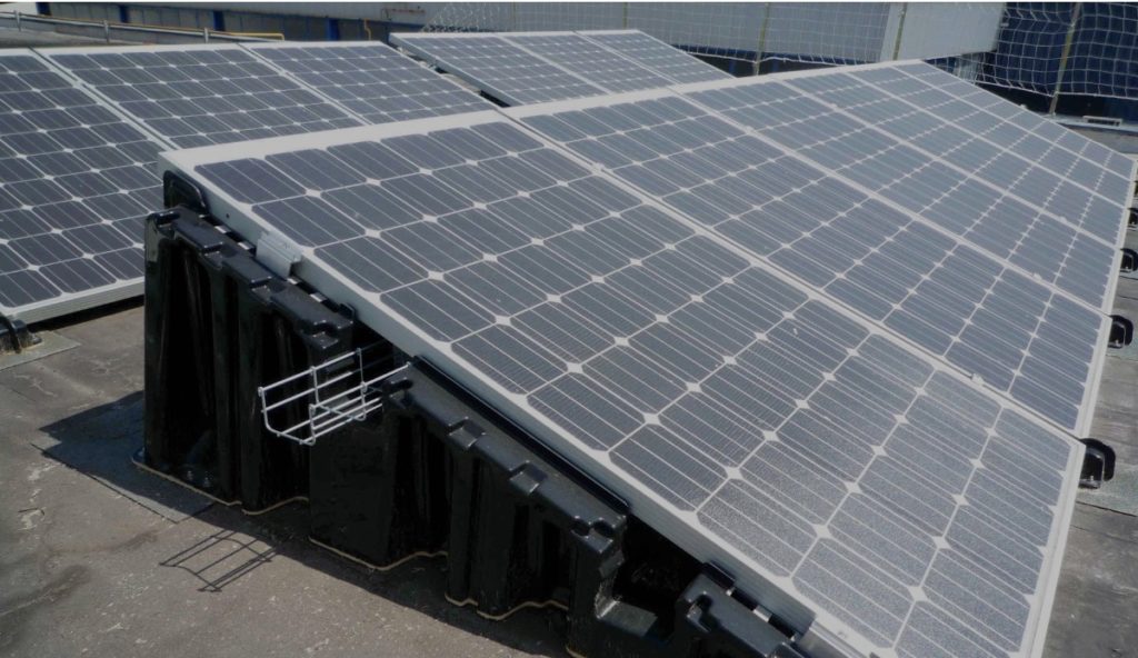 découvrez comment les panneaux solaires transforment les maisons passives en habitats écoénergétiques. optimisez votre confort tout en réduisant votre empreinte carbone grâce à des solutions durables et innovantes.