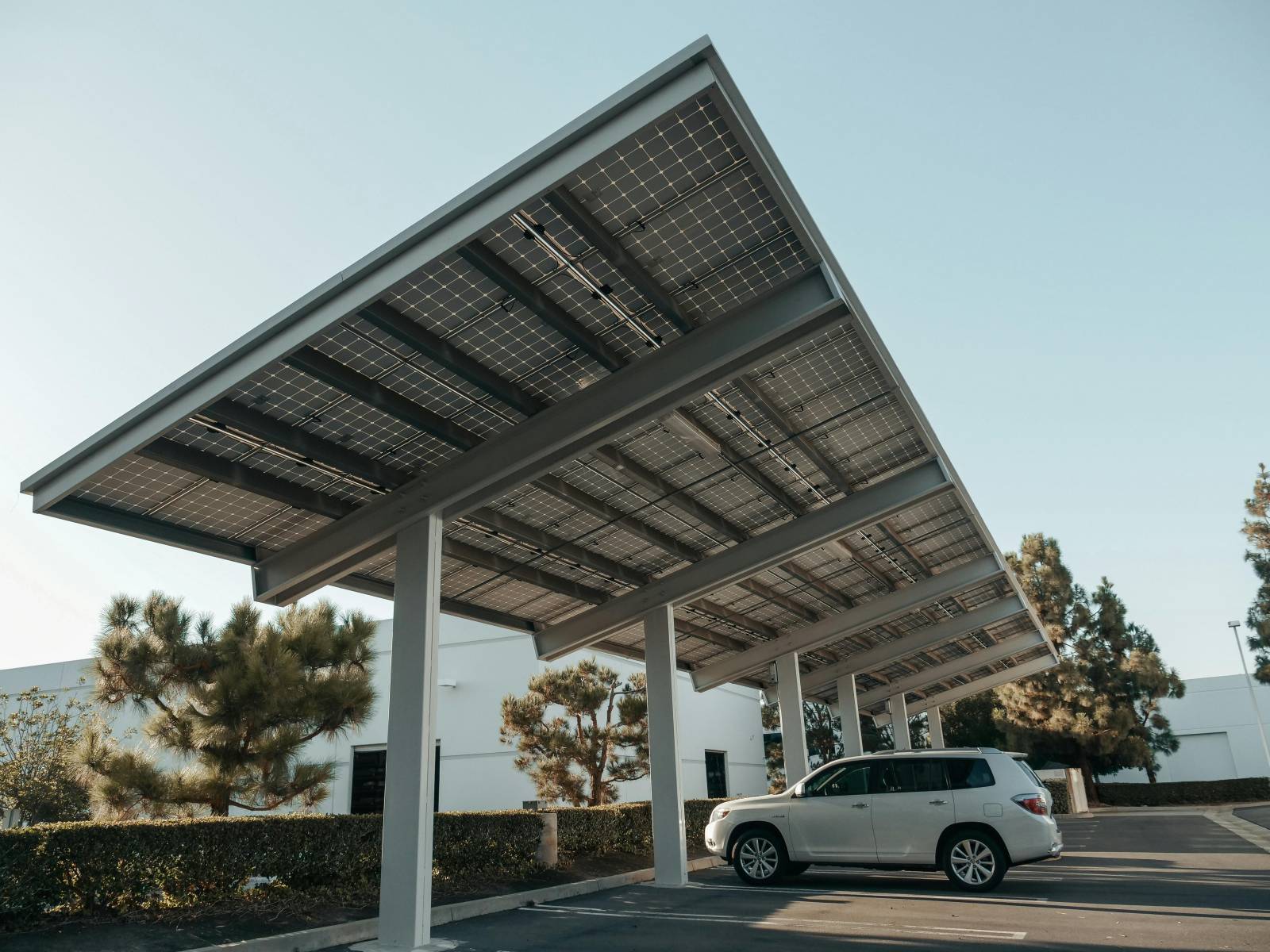 découvrez les panneaux solaires modernes, la solution idéale pour produire de l'énergie propre et durable. économisez sur vos factures d'électricité tout en préservant l'environnement grâce à cette technologie innovante et performante.