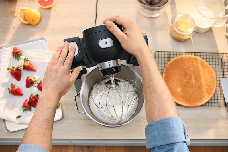 découvrez notre robot chef innovant, conçu pour transformer votre expérience culinaire. préparez des plats délicieux et sains en un rien de temps grâce à des fonctionnalités intelligentes et une interface conviviale.