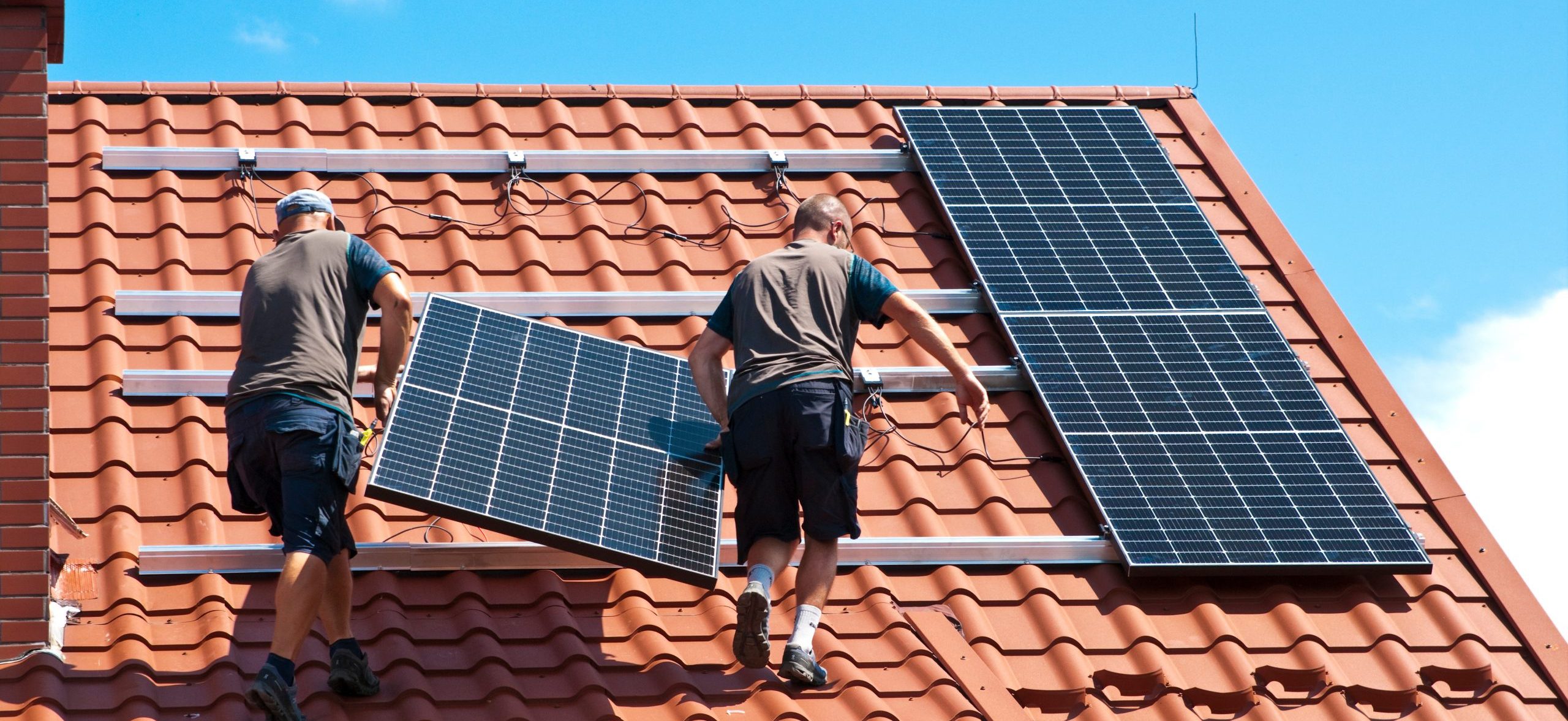 découvrez les soutiens gouvernementaux prévus pour l'installation de panneaux solaires en 2025. informez-vous sur les subventions, crédits d'impôt et aides financières disponibles pour optimiser votre investissement dans l'énergie renouvelable.