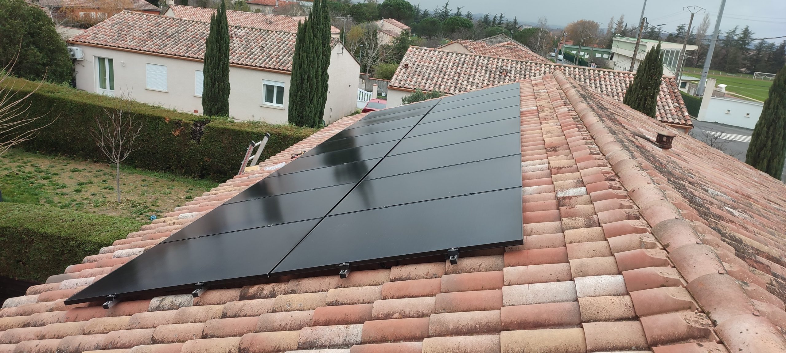 découvrez tout sur la surimposition de toiture en 2025 : techniques innovantes, avantages, réglementations et conseils pour optimiser l'efficacité énergétique de votre habitat. transformez votre espace tout en respectant les normes en vigueur.