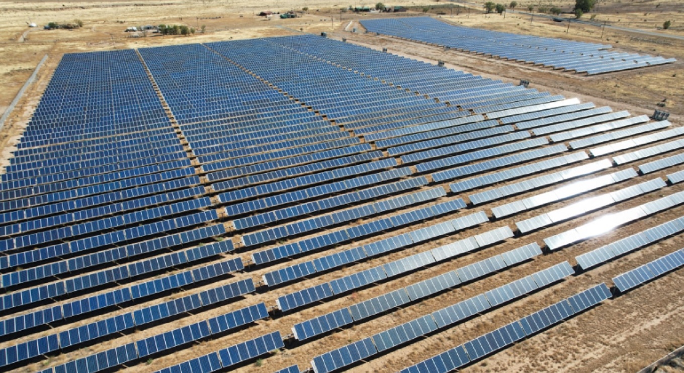 découvrez l'innovation durable en algérie avec notre usine solaire, dédiée à la production d'énergie propre et renouvelable. rejoignez-nous pour un avenir énergétique responsable et soutenons ensemble la transition vers un monde plus vert.